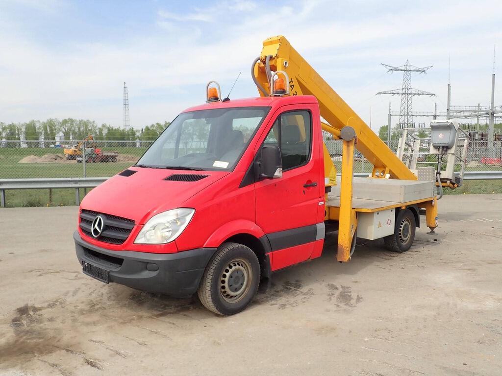  Автовышка MERCEDES-BENZ-SPRINTER - услуги, аренда